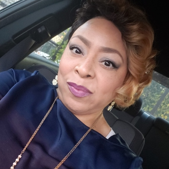 Meet your Posher, Robin - Picture 1 of 1